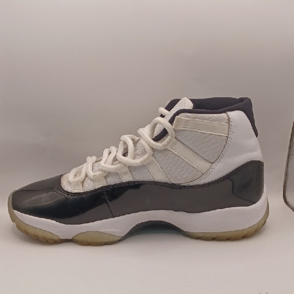 Pre-Owned Nike Air Jordan 11 Retro-White/Black Men Size 9.5US 378037100 - Picture 9 of 16